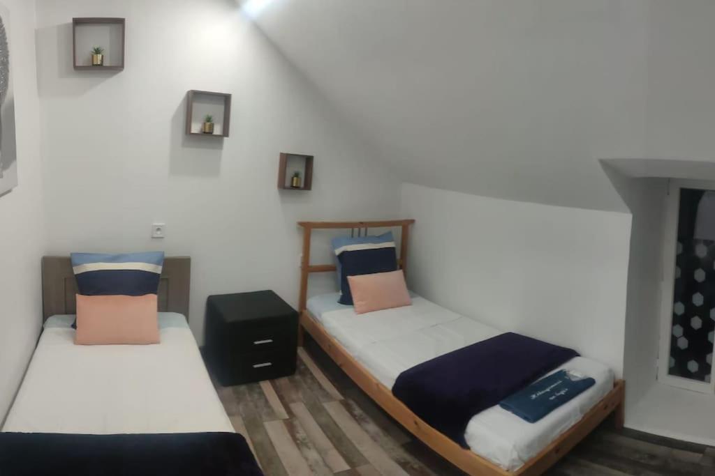 Hebergement Au Logis Souge-le-Ganelon Zewnętrze zdjęcie